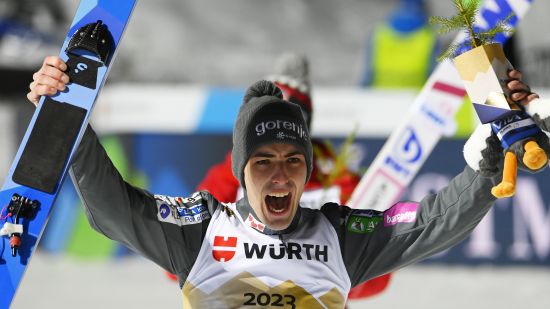 Čestitke skakalcem za medalje na svetovnem prvenstvu 2023