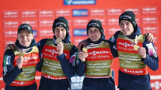 Čestitke za medalje v Vikersundu in Oberhofu